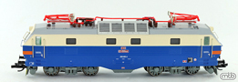[Lokomotivy] &rarr;&nbsp;[Elektrick�]&nbsp;&rarr;&nbsp;[150/151]&nbsp;&rarr;&nbsp;CSD-ES499-0015: elektrick� lokomotiva modr�-slonov� kost se �lut�m v�stra�n�m p�sem na �elech
